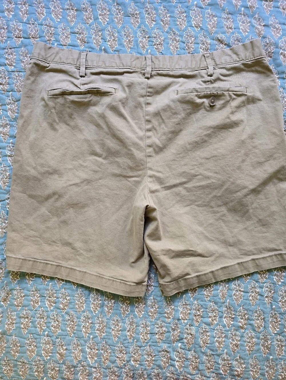 Banana Republic Lived-In Short Men's Size 38